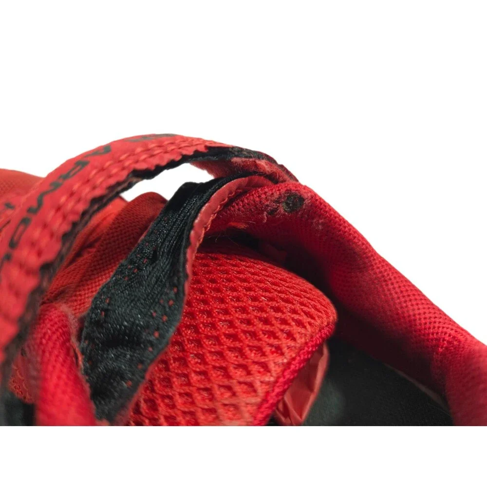 Under Armour Assert 9 Red Mesh Kids Running Shoes Size 1Y 3024851-600